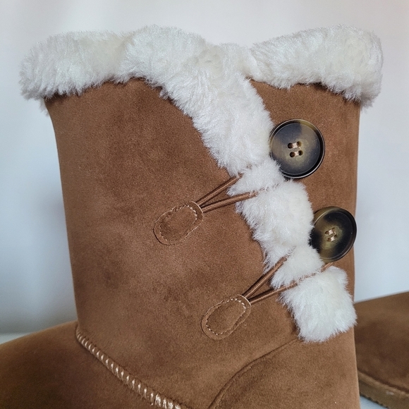 **FINAL SALE** NIB Sugar Marty Cognac Faux Fur Winter Boots - Picture 2 of 8